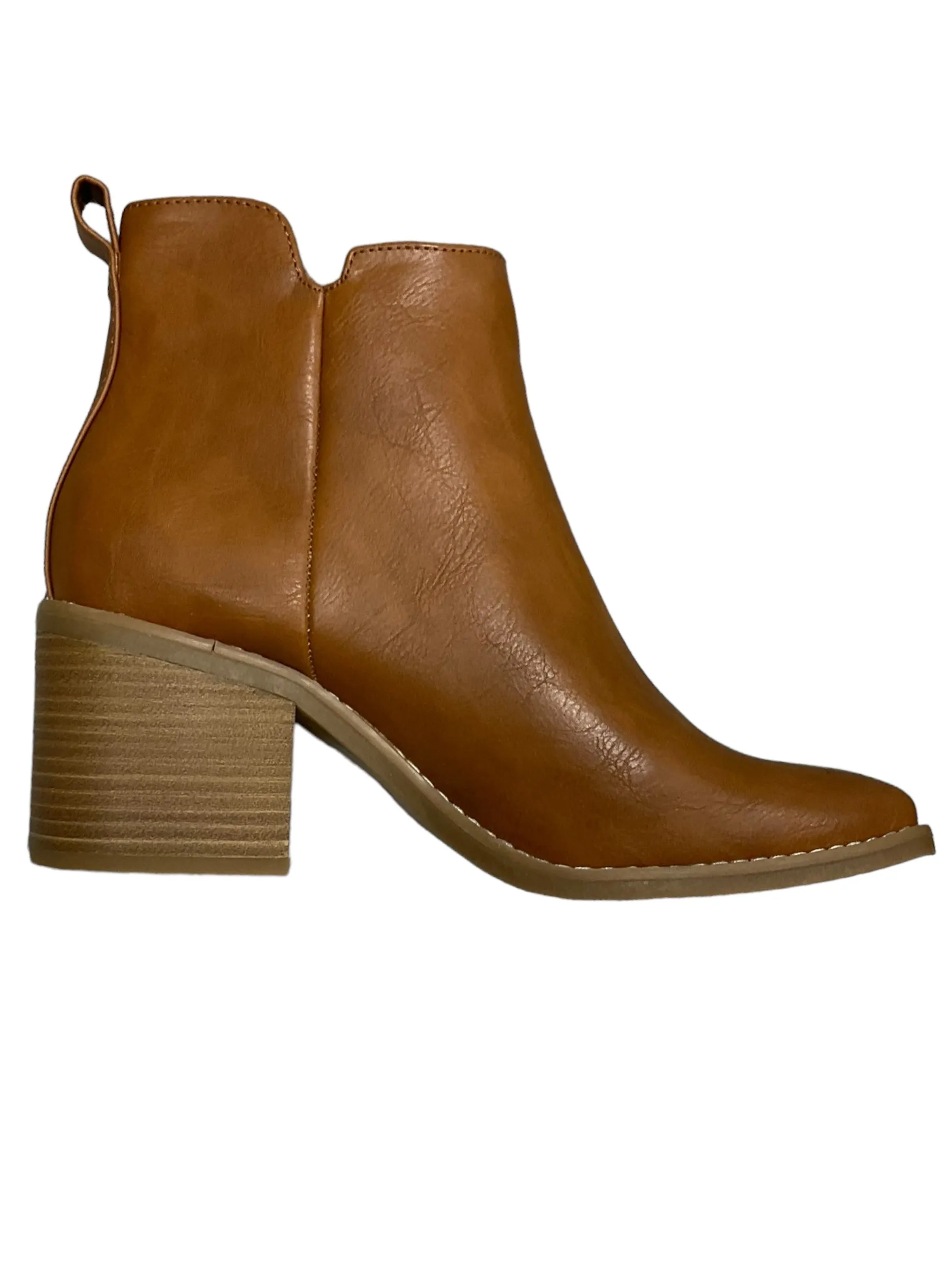 Boots Ankle Heels By Universal Thread  Size: 9