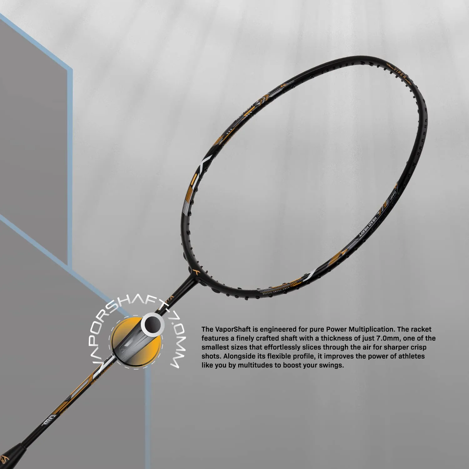 Hundred Viper 900 Carbon Fibre Strung Badminton Racquet
