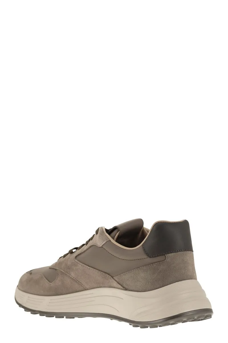 Hyperlight Sneakers