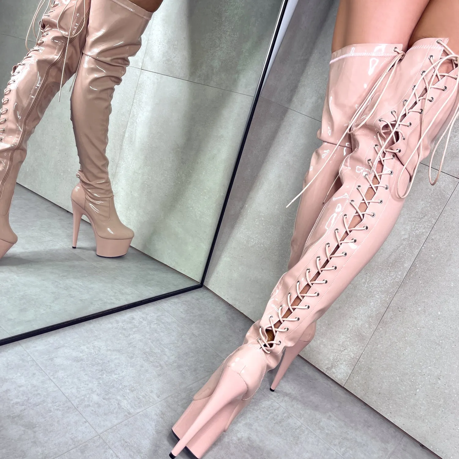 LipKit Thigh High - Dream On - 7 INCH