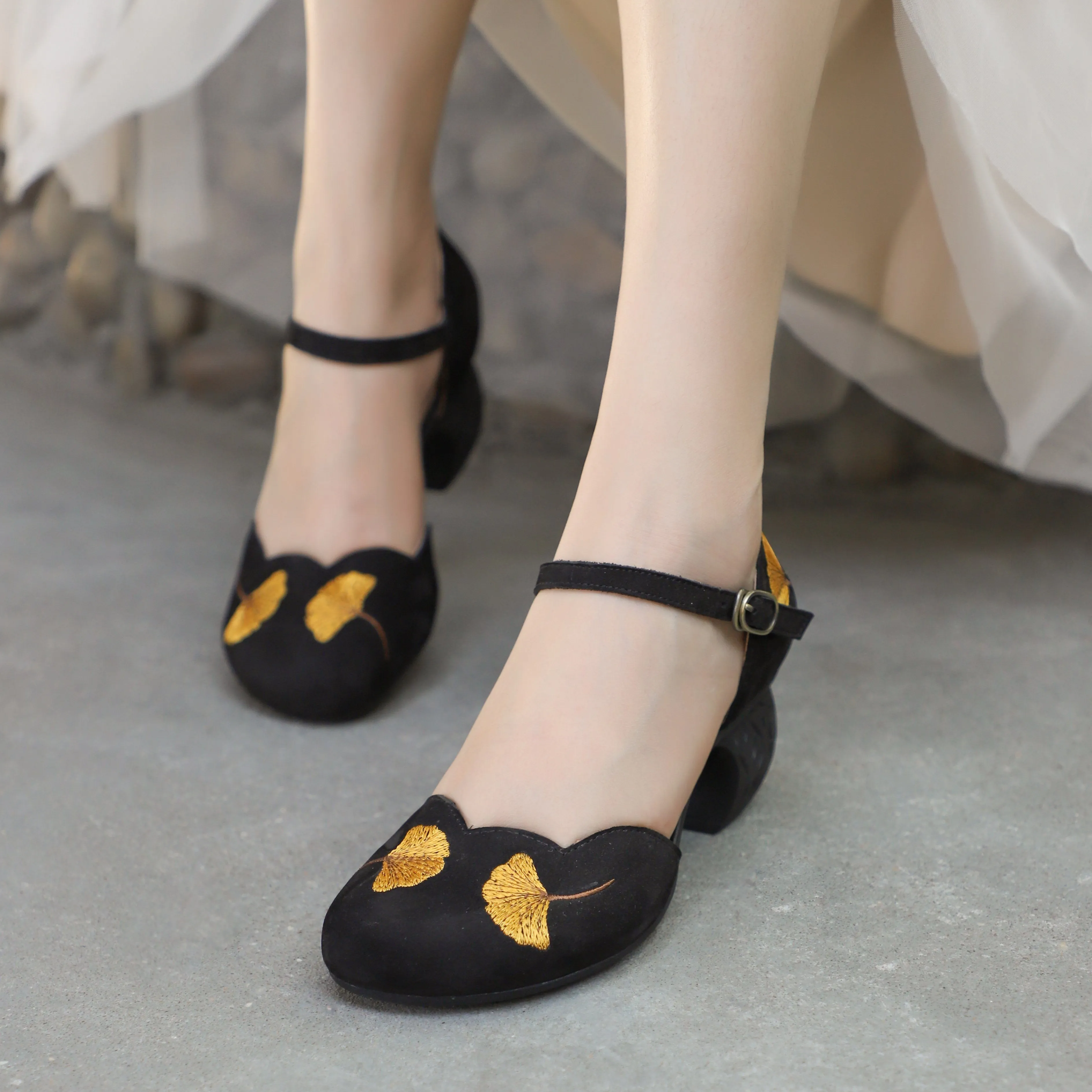 Mid Heel Mary Jane Sandals Womens Round Toe  Retro Buckle Sandals Handmade Matteleather Pumps Grey