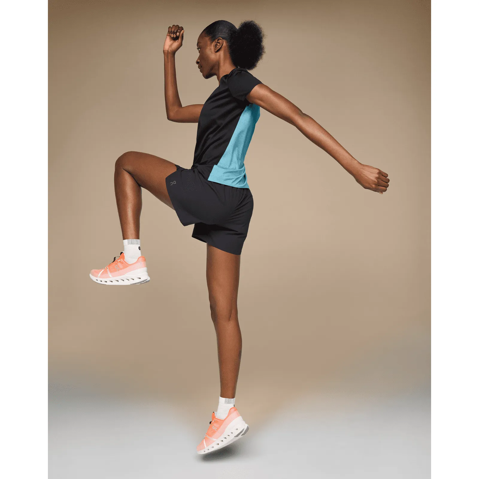 On Performance Tee Womens