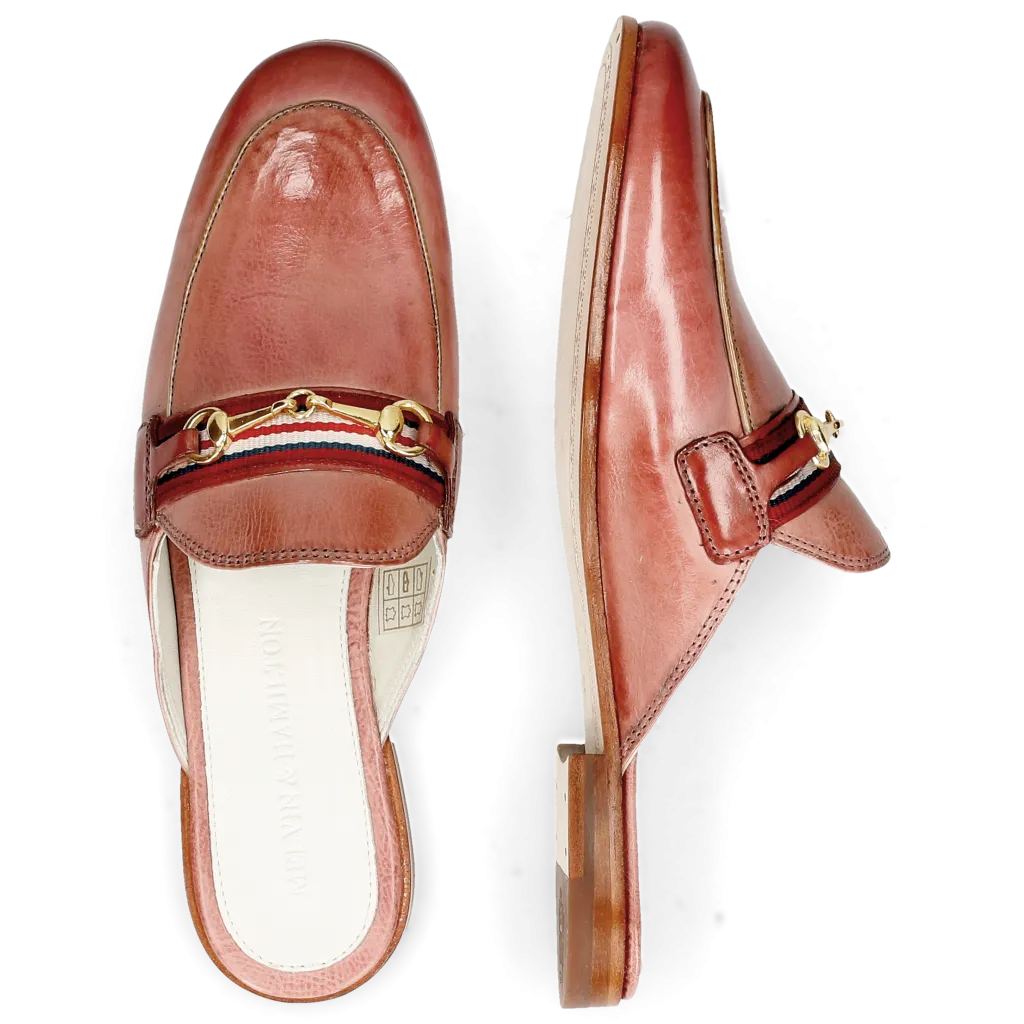 Scarlett 46
