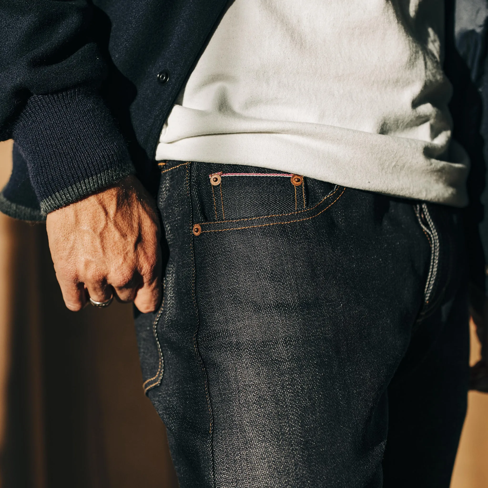 The Democratic Jean in Kuroki Welterweight Slub